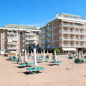Puerto Del Sol Fronte Mare Lido di Jesolo