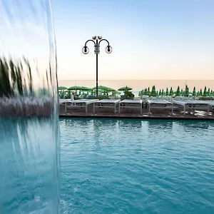 Ancora Hotel